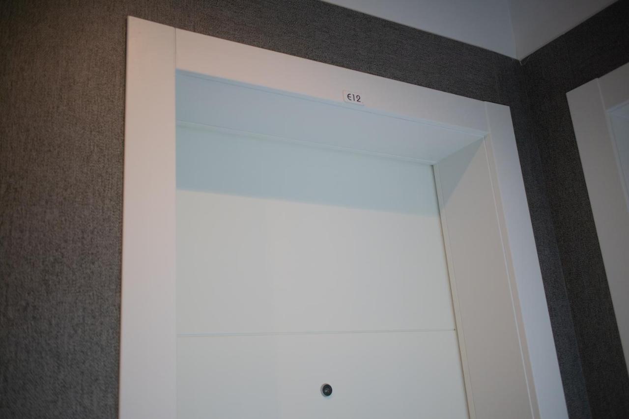 E-Twelve Apartment Napoli Eksteriør billede