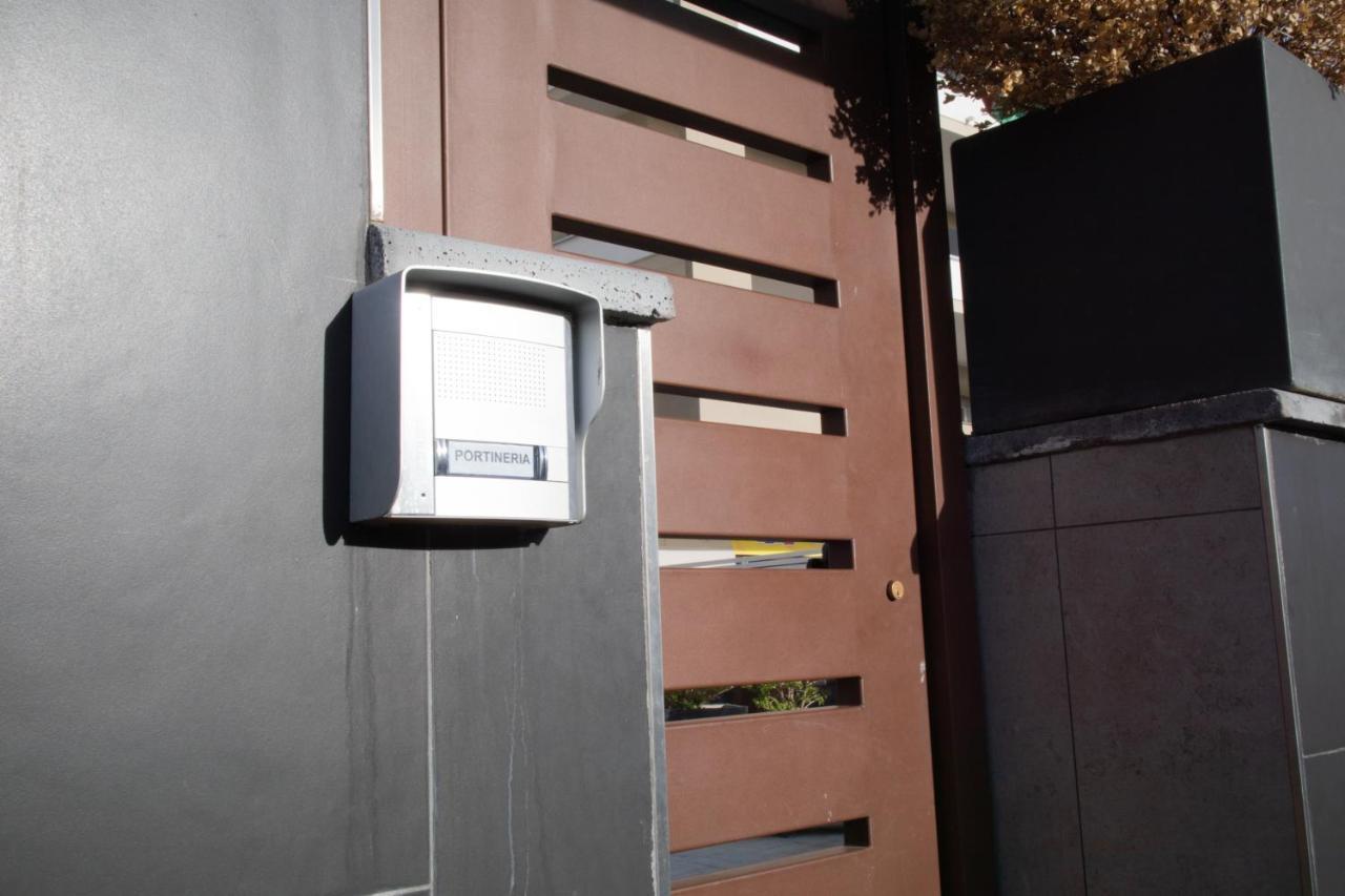 E-Twelve Apartment Napoli Eksteriør billede