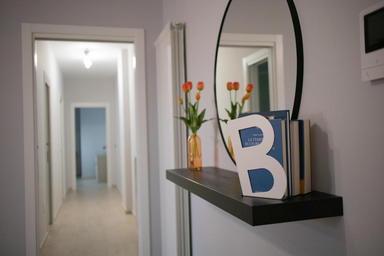 E-Twelve Apartment Napoli Eksteriør billede