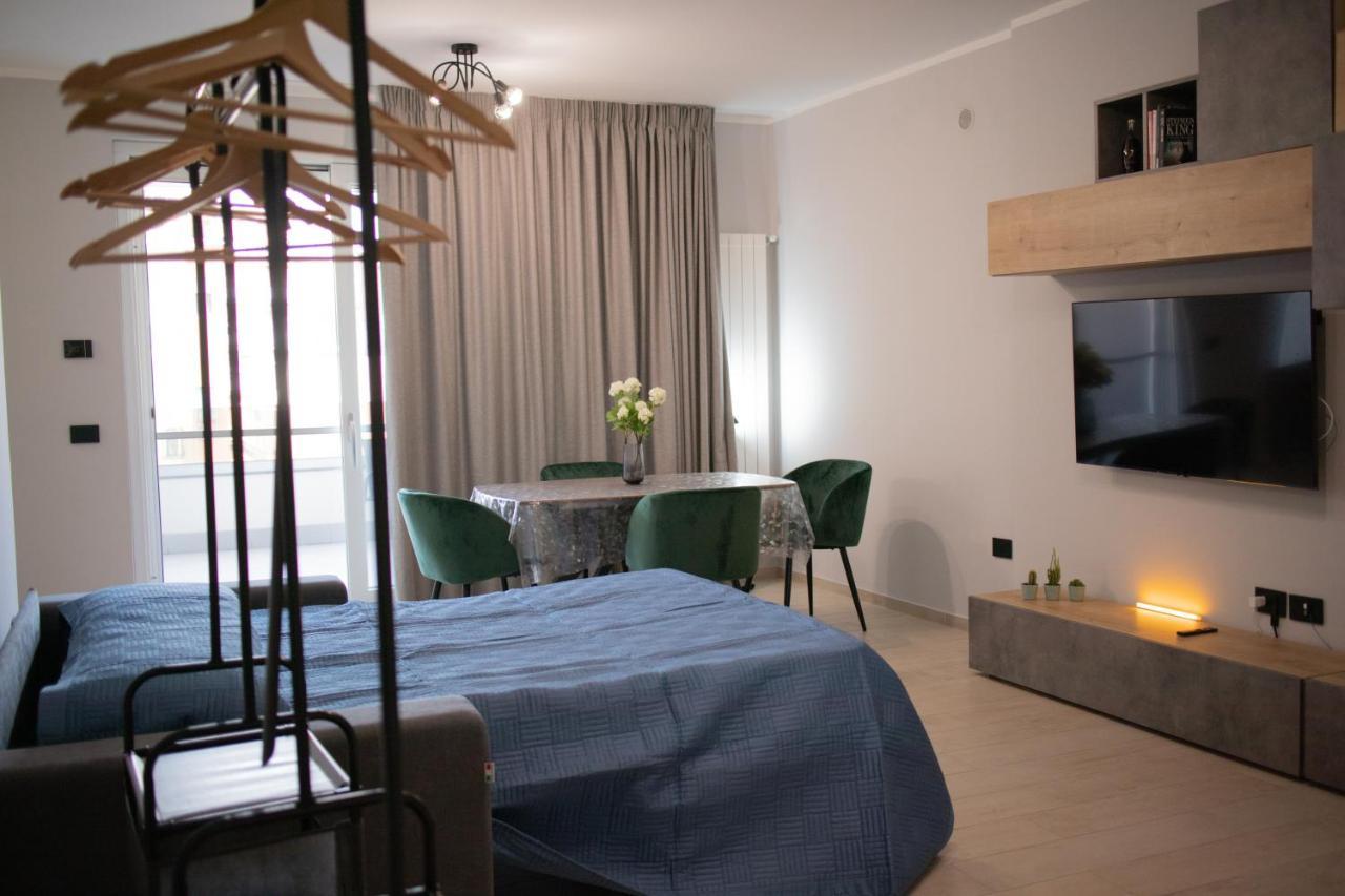 E-Twelve Apartment Napoli Eksteriør billede
