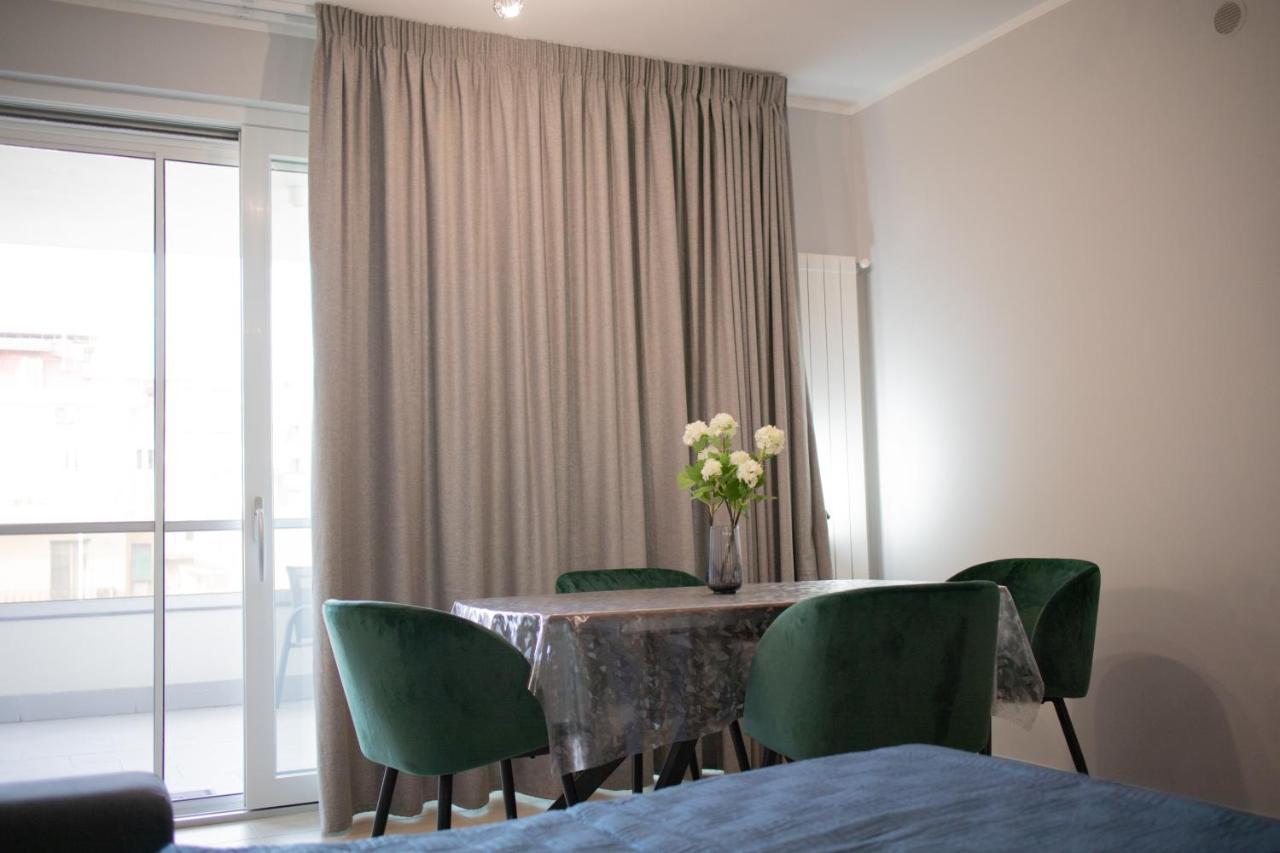 E-Twelve Apartment Napoli Eksteriør billede